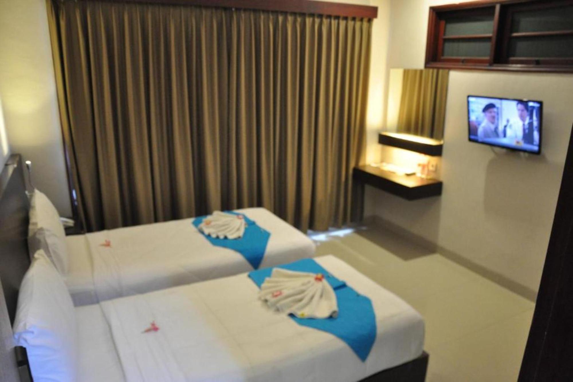 Akarsa Transit Hotel Sanur  Exterior photo